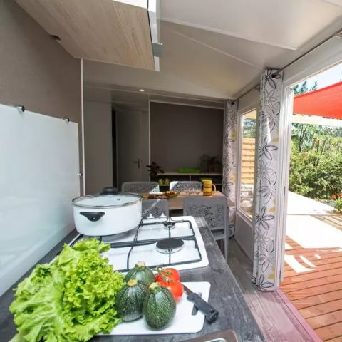 BUNGALOW 6 personnes - Cottage Romarin 4 Pièces 6 Personnes Climatisé Spa Privatif