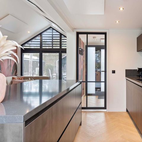 LODGE 6 personnes - Royal Eco Wellness (bain à remous)