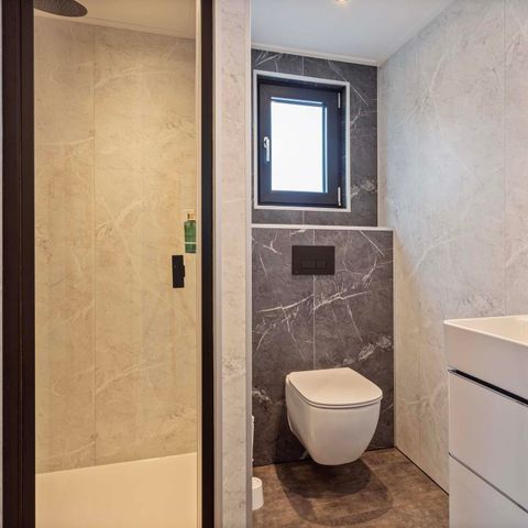 LODGE 6 personnes - Royal Eco Wellness (bain à remous)