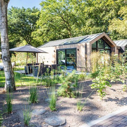 LODGE 4 personnes - Royal Eco Wellness (bain à remous)