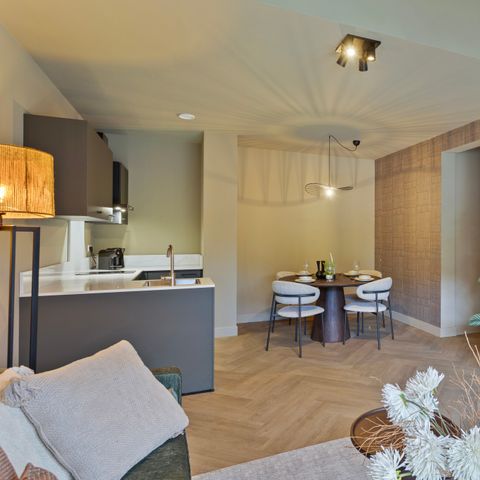 LODGE 6 personnes - Royal Eco Wellness (bain à remous)