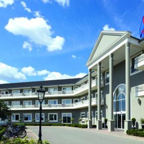 Van der Valk Resort Linstow - Camping Mecklembourg-Poméranie occidentale - Image N°2