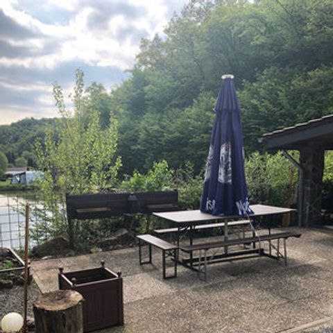 BUNGALOW 4 personnes - Au bord de l'étang