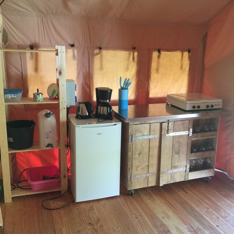 TENTE TOILE ET BOIS 6 personnes -  avec sanitaires privés
