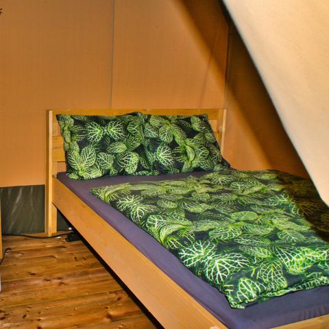 Tente en toile et en bois 6 personnes - y compris les toilettes