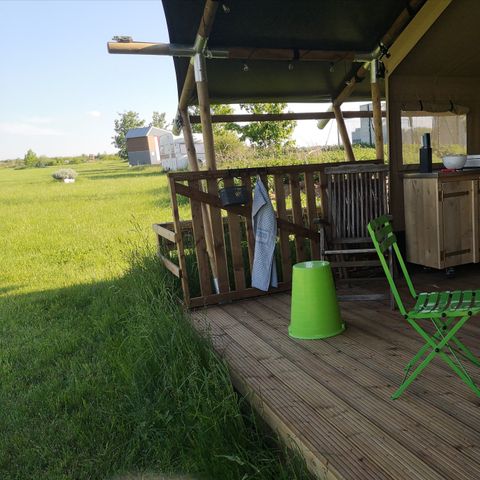 Tente en toile et en bois 4 personnes