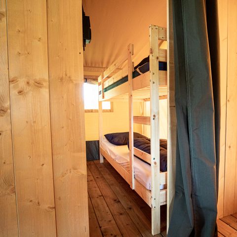 TENTE TOILE ET BOIS 4 personnes - Lac avec installations sanitaires