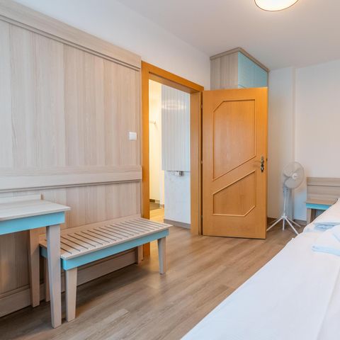 CHAMBRE 4 personnes - Chambre confort 4