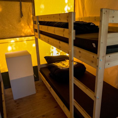 TENTE TOILE ET BOIS 4 personnes