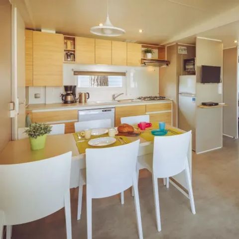 BUNGALOW 7 personnes - Salon Premium avec 3 chambres - cuisine extérieure