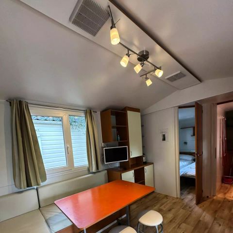 BUNGALOW 4 personnes - Mobil Home 3 Pièces 4 Personnes Climatisé + TV 24m²