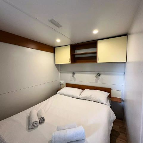 BUNGALOW 4 personnes - Mobil Home 3 Pièces 4 Personnes Climatisé + TV 32m²