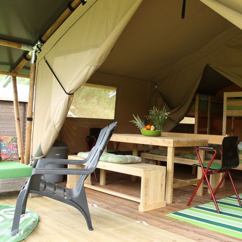 Tente en toile et en bois 6 personnes - y compris unité sanitaire privée