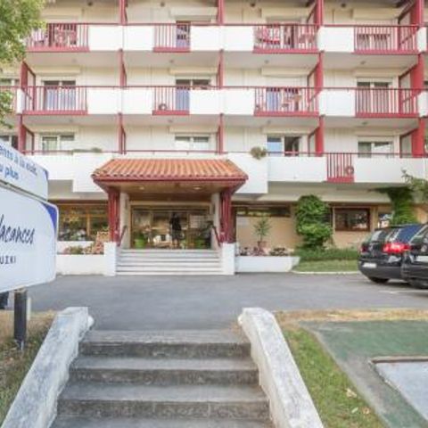 Pierre & Vacances Residence Eguzki - Camping Pyrénées-Atlantiques - Image N°2