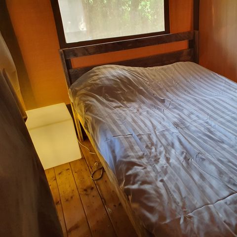 Tente en toile et en bois 4 personnes
