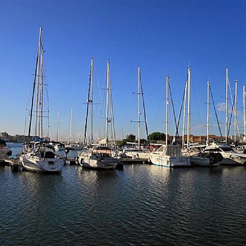 Residence Agathea - Camping Hérault - Image N°2