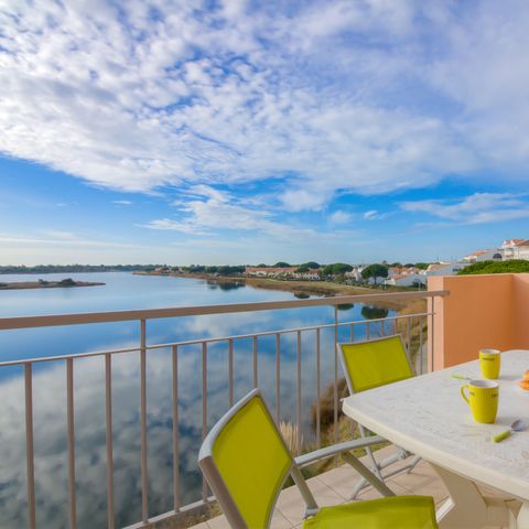 Residence Les Rives du Lac - Camping Vaucluse - Image N°2