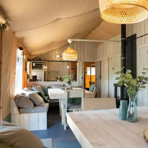 LODGE 6 personnes - Medley avec bain à remous