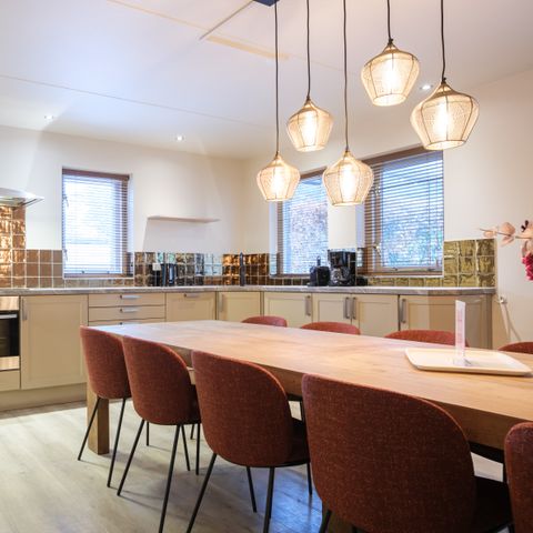 Hébergement pour groupe 10 personnes - Maison familiale Rheeze avec jacuzzi