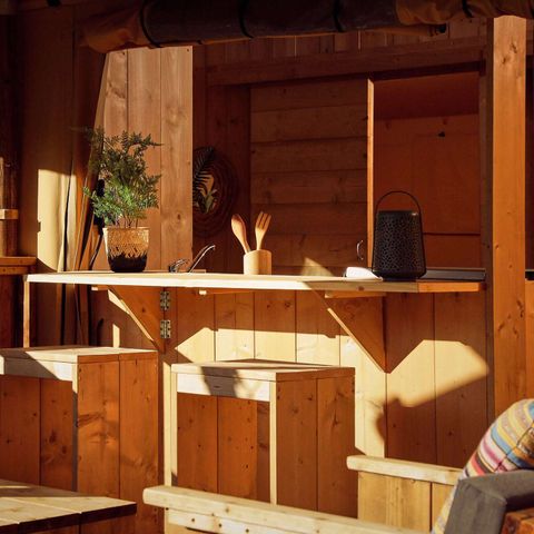 Tente en toile et en bois 7 personnes - La Gran Vida Hot tub