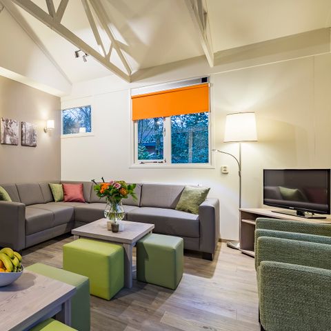 MAISON 16 personnes - Réunion du 16C