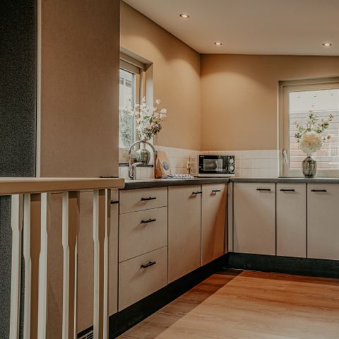 HÉBERGEMENT INSOLITE 6 personnes - Bateau-logement De Woude