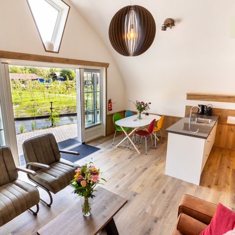 GÎTE 6 personnes - Chalet au bord de l'étang (4+2p)