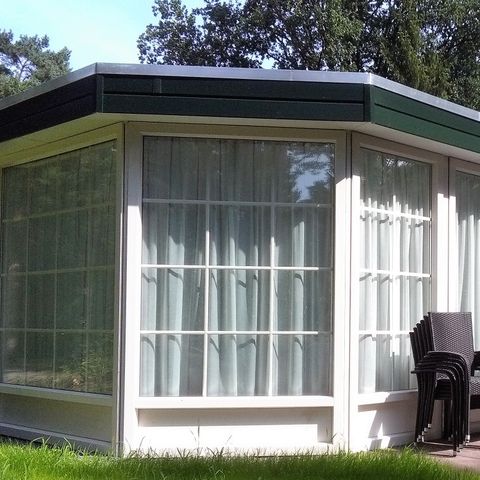 BUNGALOW 6 personnes - Marteau jaune