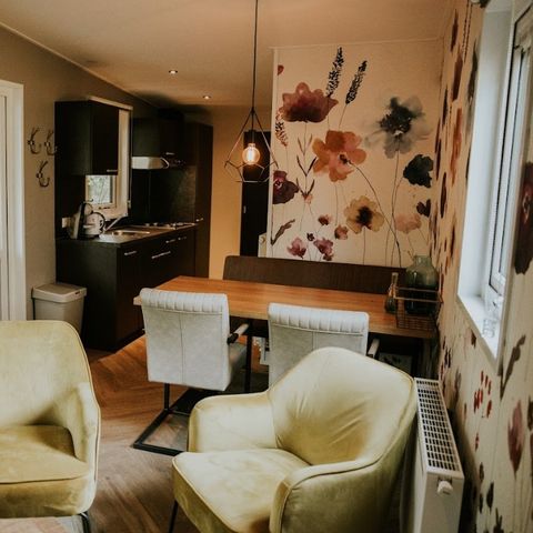 LODGE 5 personnes - Loge de l'abeille heureuse