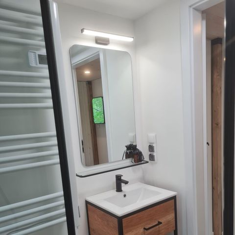 HÉBERGEMENT INSOLITE 4 personnes - Petite maison