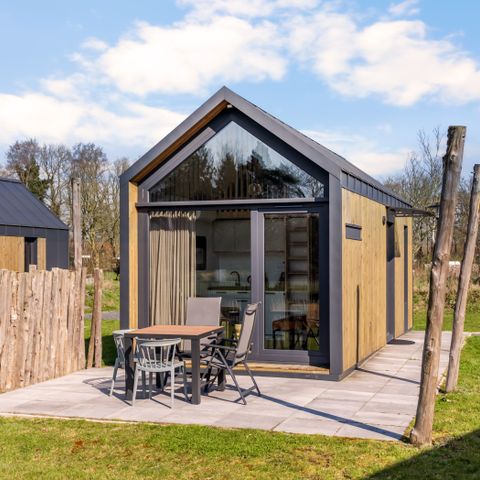 HÉBERGEMENT INSOLITE 4 personnes - Petite maison