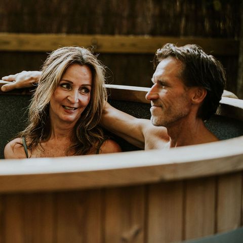 BUNGALOW 2 personnes - Luxueux loft en forêt avec bain à remous et sauna