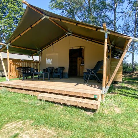 Tente en toile et en bois 6 personnes - y compris les installations sanitaires