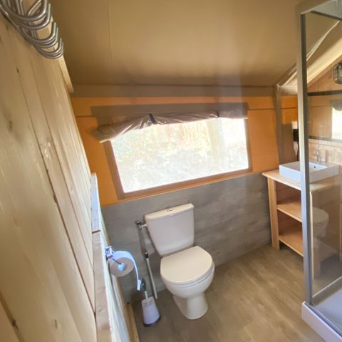 Tente en toile et en bois 6 personnes - y compris les installations sanitaires