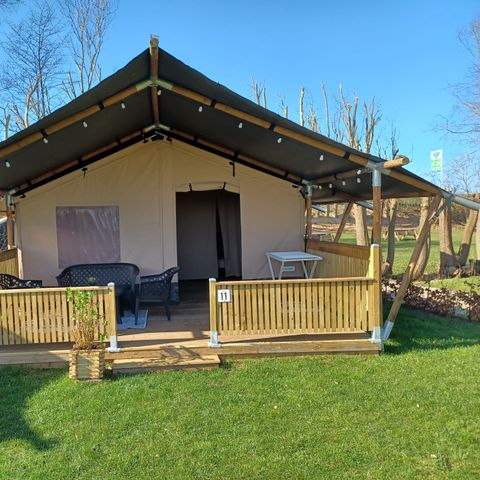 TENTE TOILE ET BOIS 6 personnes