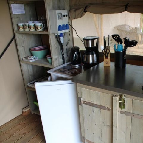 TENTE TOILE ET BOIS 4 personnes