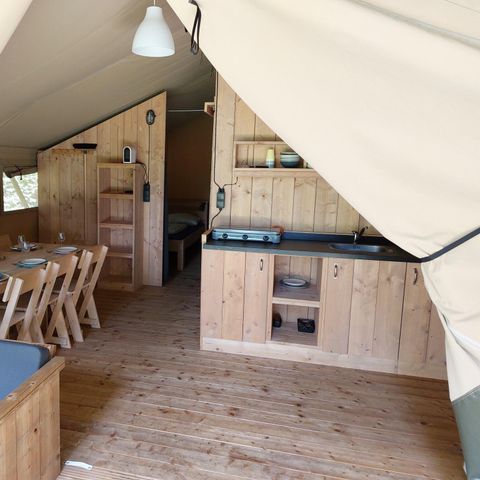 Tente en toile et en bois 6 personnes - y compris les installations sanitaires