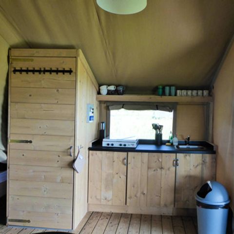 Tente en toile et en bois 6 personnes - y compris toilettes