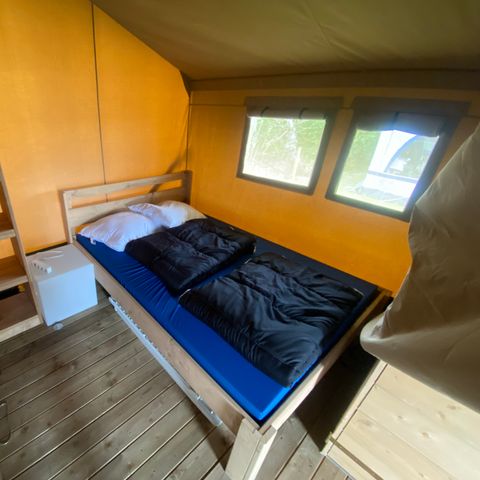 Tente en toile et en bois 4 personnes - y compris les toilettes