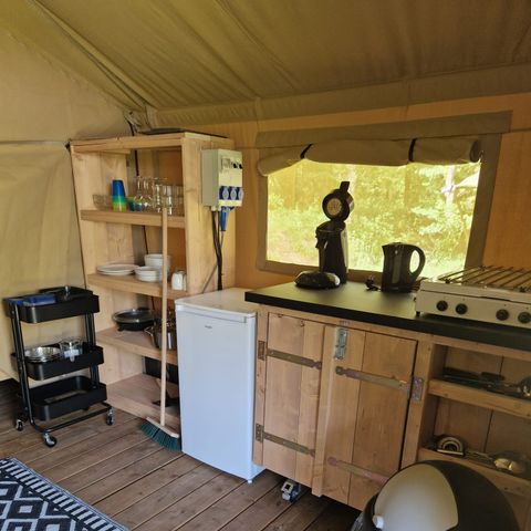 TENTE TOILE ET BOIS 4 personnes