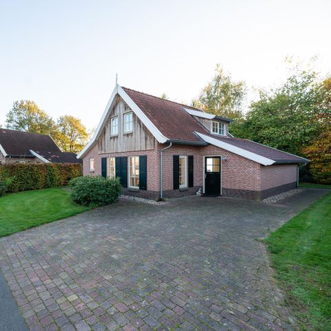 MAISON 6 personnes - BGL51