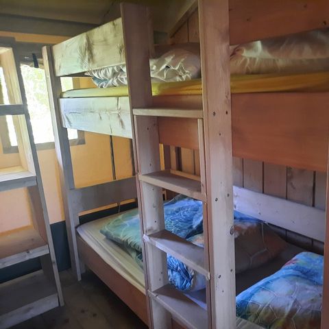 Tente en toile et en bois 6 personnes - y compris les installations sanitaires