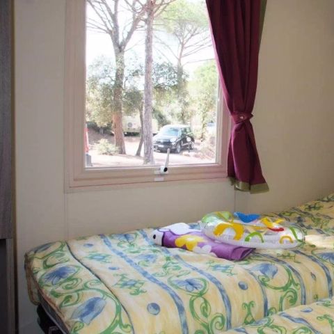 BUNGALOW 4 personnes - Georgia Confort 3 Pièces 4 Personnes Climatisé + TV