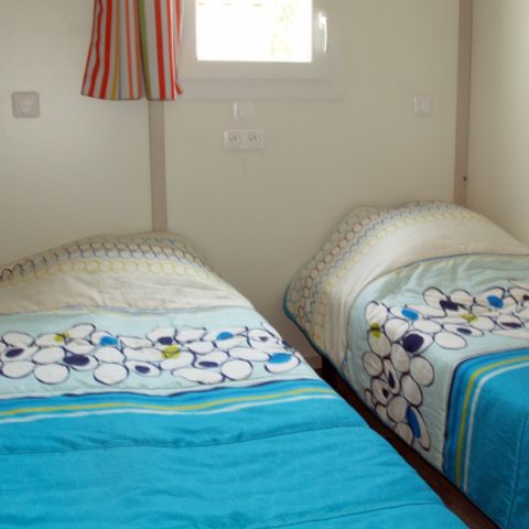 BUNGALOW 6 personnes - CHICANA STANDARD (PMR)