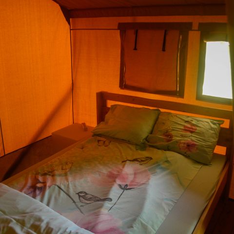 TENTE TOILE ET BOIS 6 personnes