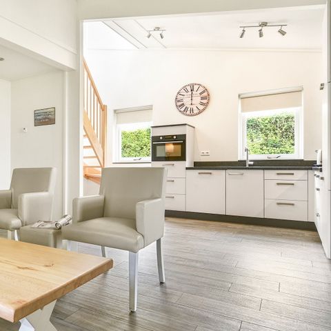 Bungalow 8 personnes - 8L