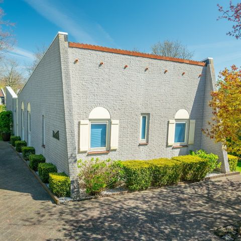 BUNGALOW 4 personnes - 4X