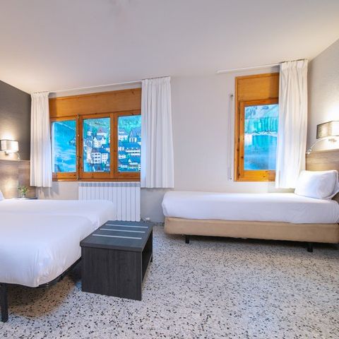 Chambre 3 personnes - Chambre d'hôtel Mountainview