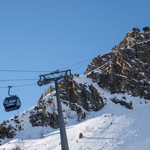 Pierre & Vacances Hotel Austria - Camping Andorre - Image N°2