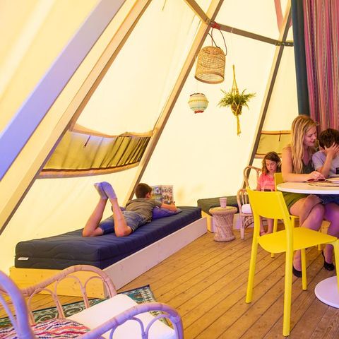 Hébergement 4 personnes - Tipi Jippi Tipi